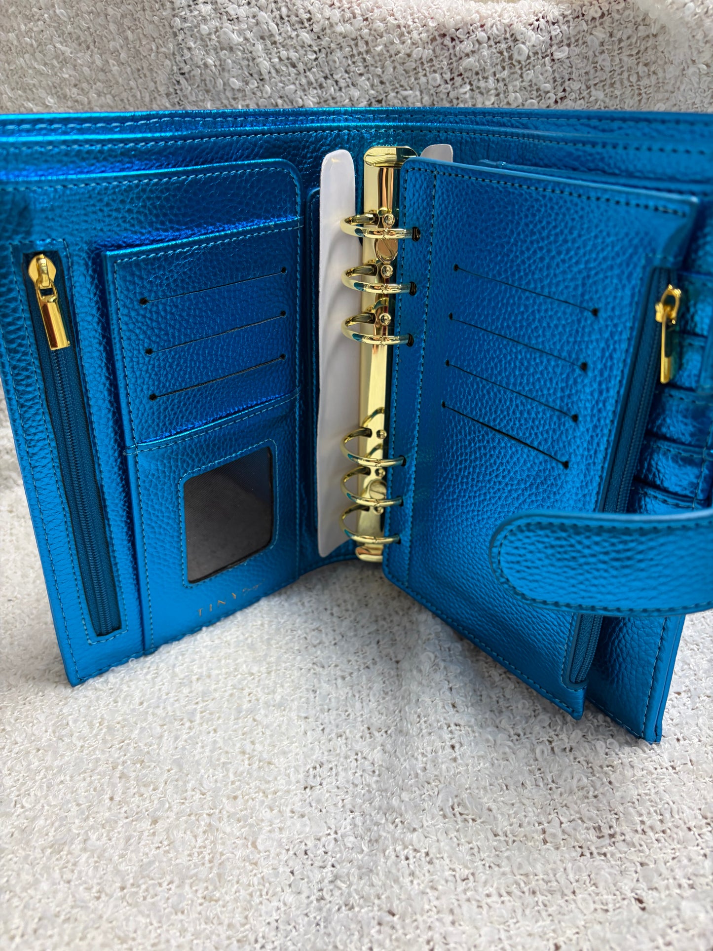 A6 Premium Deluxe Binder