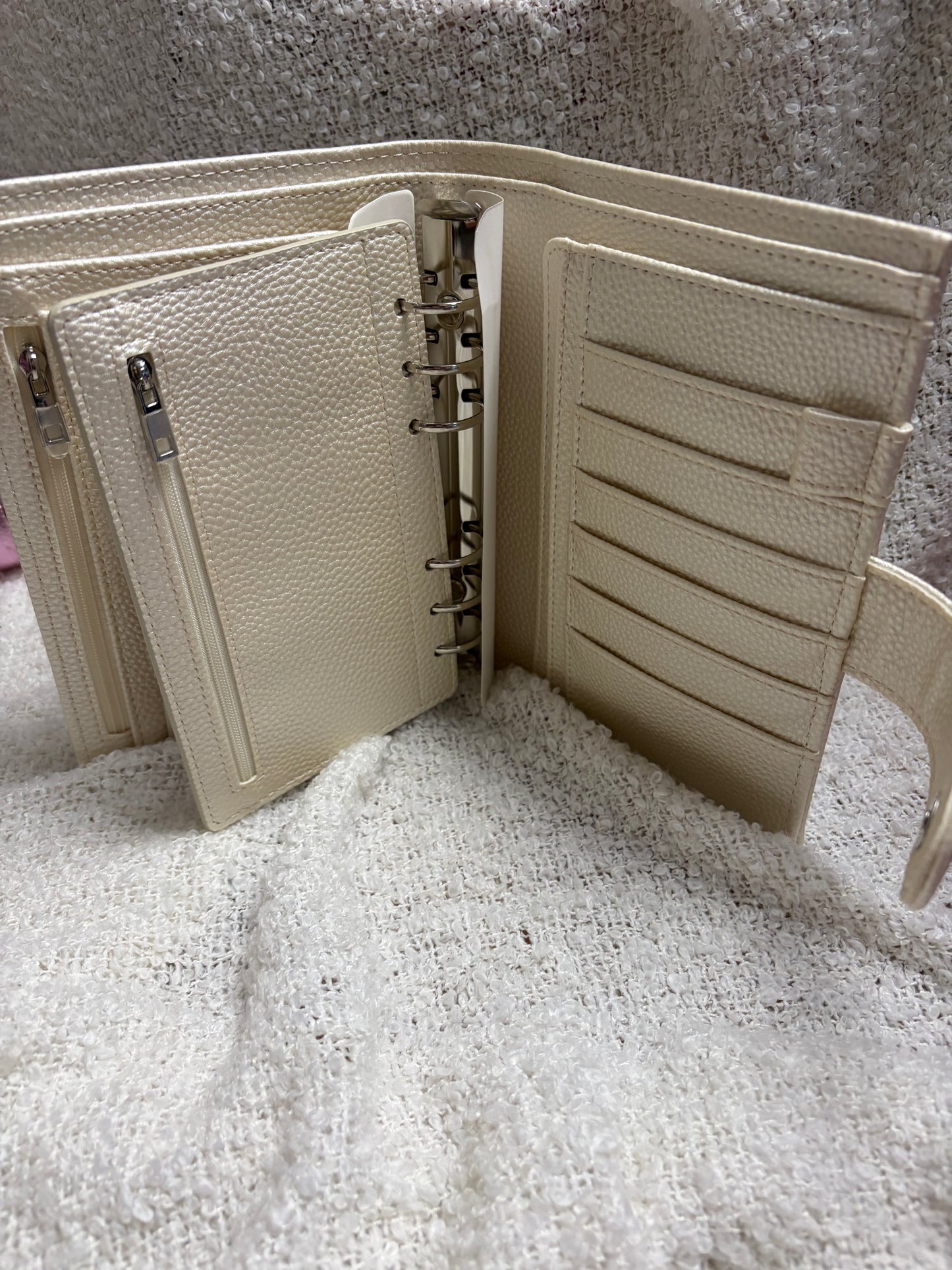 A6 Premium Deluxe Binder
